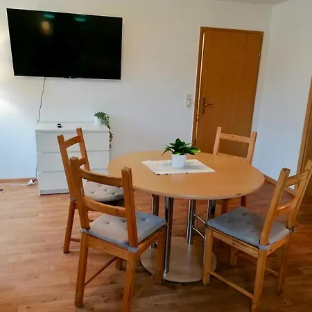 Ferien- Und Monteurwohnung In Nr 3 Lägenhet